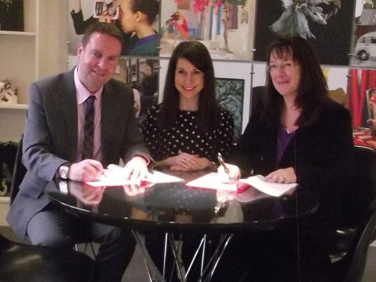 DMU signing March 2013
